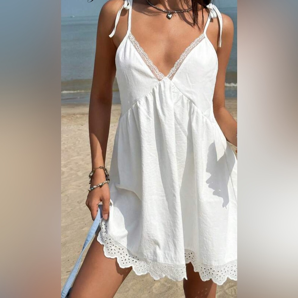 Elegant White Lace Trim Mini Dress